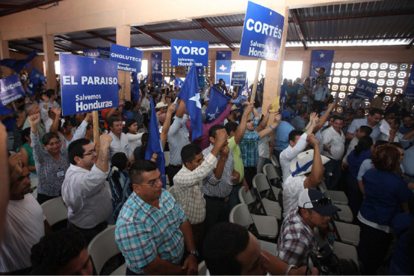 Ricardo se suma a JOH 'por amor a Honduras'