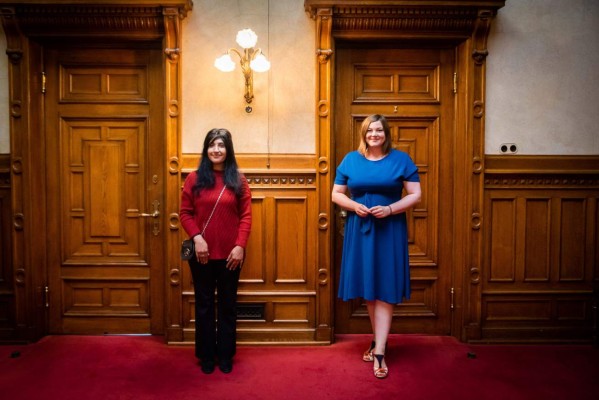 Aisha Mohammadzai, el rostro de la violencia de los talibanes contra las mujeres en Afganistán