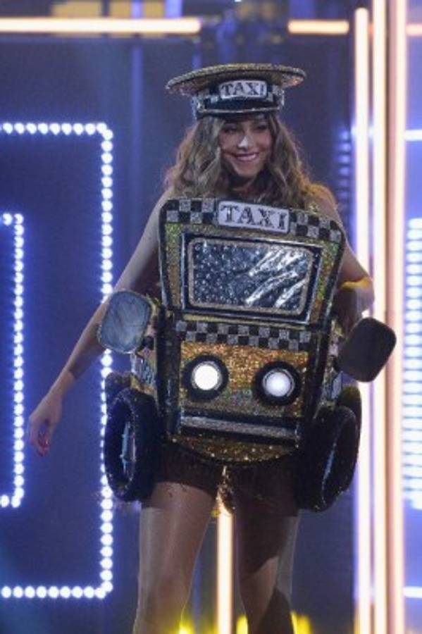 Sofía Vergara enciende los Grammy 2016 con sensual baile al ritmo del 'El Taxi”