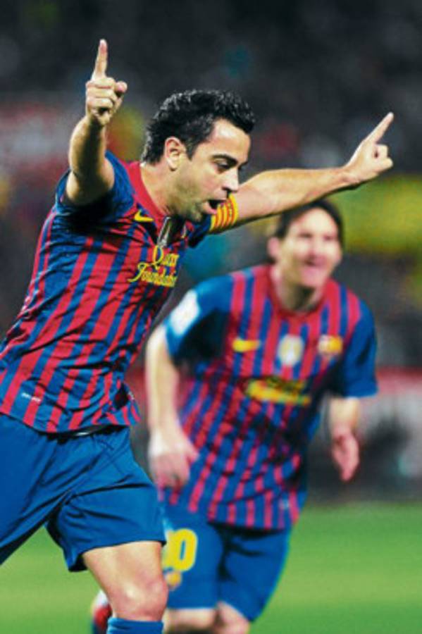 El Barça cumple con Xavi y Messi