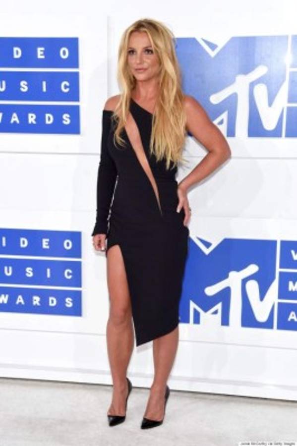 Cantantes que han debutado en la televisión