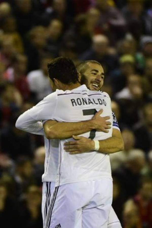 Primer gol de Nájar en Champions league