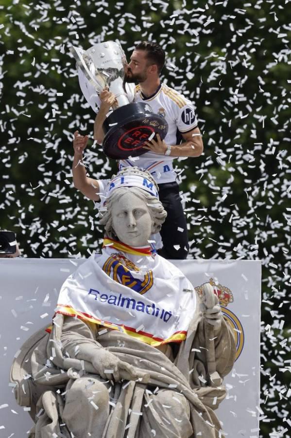 Petición a Modric y Mbappé ‘presente’: Así festejó Real Madrid su Liga Española número 36