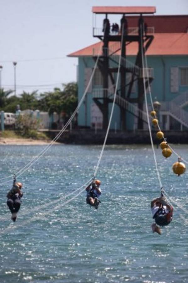 Cultura y adrenalina al visitar el Museo del Jade y el canopy Monkey La-La Zip