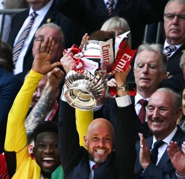 La tristeza de Pep Guardiola y su Manchester City al perder FA Cup ante el United