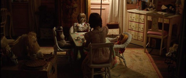 Warner Bros promociona 'Anabelle 2: La Creación' en el cerro Juana Laínez