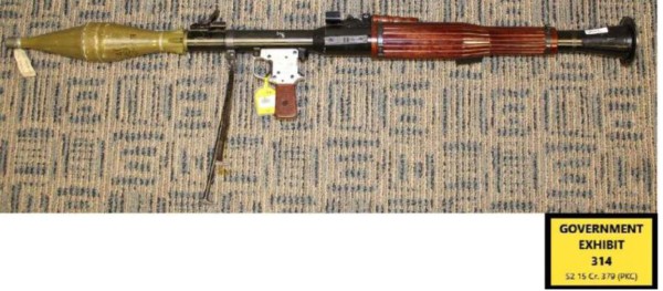 Armas de grueso calibre: las comprometedoras fotos que Tony Hernández tenía en su celular