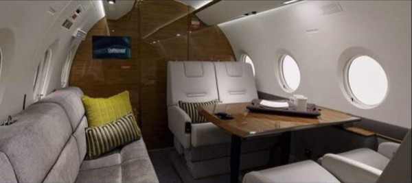 Lujoso avión de CR7 sufre accidente en Barcelona