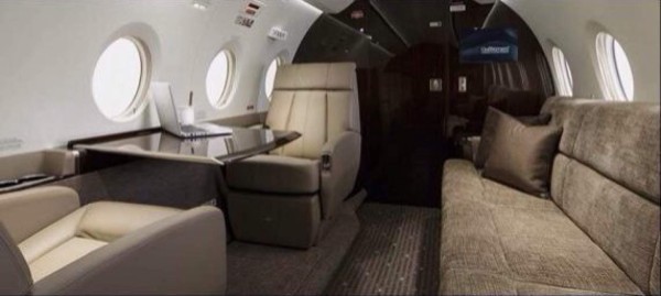 Lujoso avión de CR7 sufre accidente en Barcelona