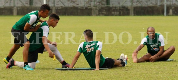 Keosseián sobre la suspensión de Arboleda con tres juegos: 'Me parece muy exagerado'&nbsp;&nbsp;