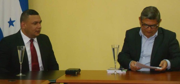 Amhon juramenta nuevo director ejecutivo&nbsp;&nbsp;&nbsp;