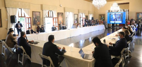 Las frases más destacadas del delegado de la Cepal, Omar Bello, en su visita a Honduras (FOTOS)