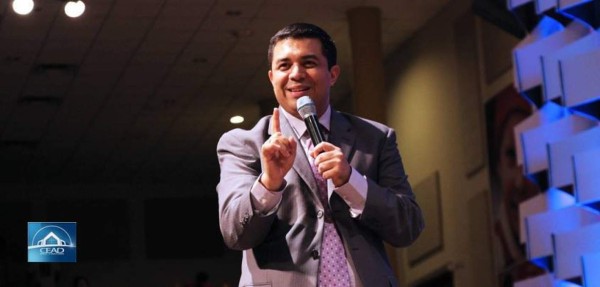 Con un corazón de adorador, así era el pastor de CEAD Miguel Montoya (FOTOS)