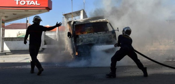 Al menos siete muertos al estallar camión con combustible en Haití
