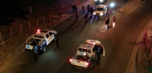 Raptan a tres estudiantes y matan a dos de ellas en la colonia 21 de Febrero