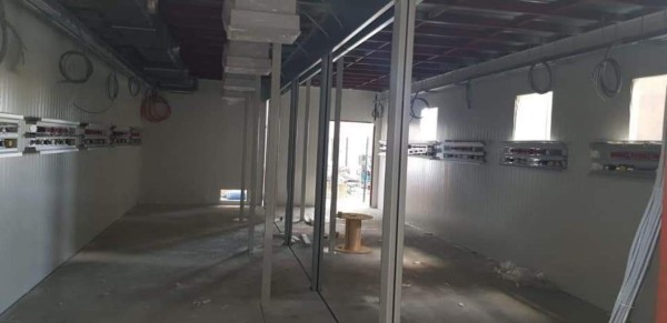 ¿Qué sabemos de la fábrica donde se hicieron los hospitales móviles?