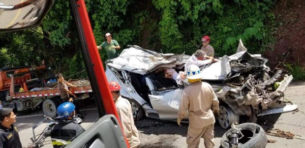 Dramática escena donde murieron tres universitarias y un empresario, en Copán