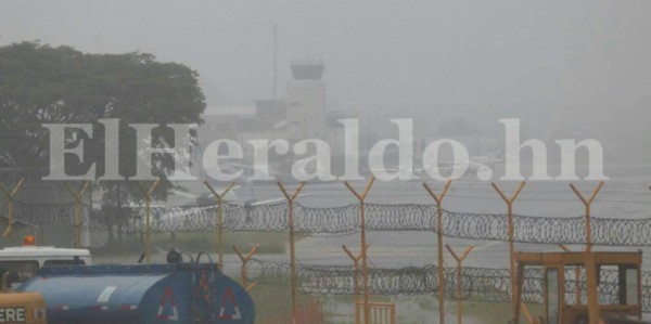 Fuertes lluvias azotan la capital de Honduras este domingo