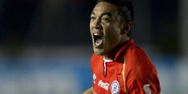 VIDEO: Marco Fabián marca una de los mejores goles del torneo mexicano