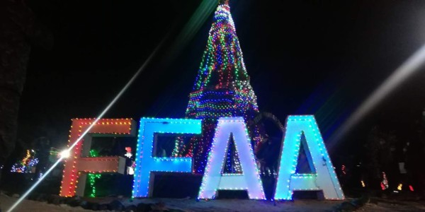 Color y luces alegran Villa Navideña del Campo Parada Marte en la capital (FOTOS)