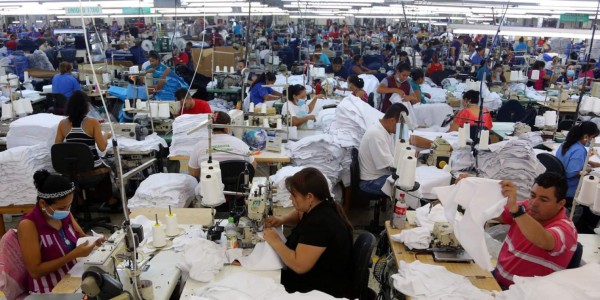 El principal producto de exportación de la maquila hondureña es la camiseta de punto.