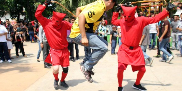 Los Vía Crucis más extremos y dolorosos