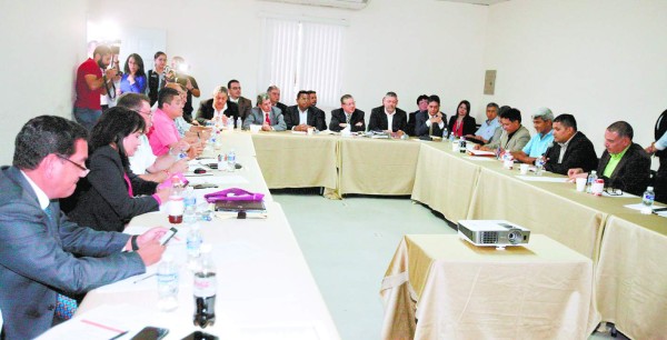 Delegados de mesas ya no harán sumatorias de actas