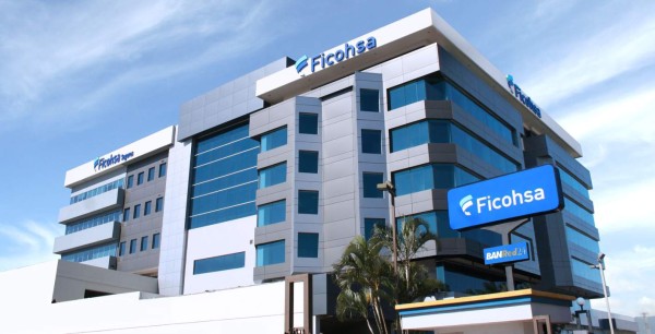 Ficohsa recibe otro galardón como el 'Mejor banco del país'