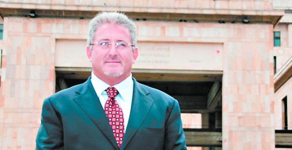 Tres opciones da justicia de EEUU a Yankel Rosenthal