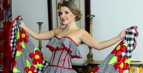 Colombianos se burlan de la forma de bailar de la reina del Carnaval