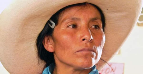Peruana que evitó un proyecto minero recibe en EEUU máximo premio ambiental&nbsp;&nbsp;