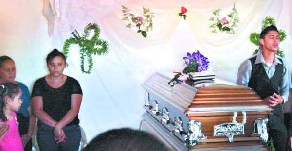 A cinco se elevan víctimas de incendio en Feria del Agricultor