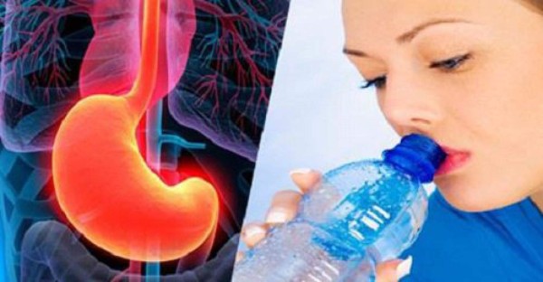 Beneficios que te brinda tomar agua