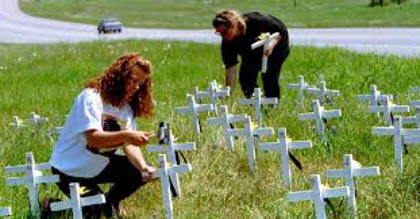 David Koresh, el creador de la secta apocalíptica que abusaba de niñas y terminó en masacre (FOTOS)  