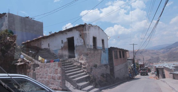 Los Benjamins y el Combo que No se Deja reclutan menores de edad