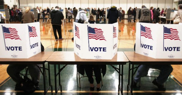 EEUU: Clinton y Trump ganan en grande y se acercan a nominación presidencial&nbsp;&nbsp;&nbsp;