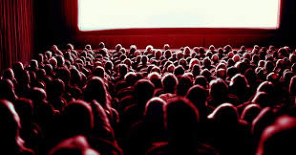 ¿Cómo elegir una buena película en el cine?