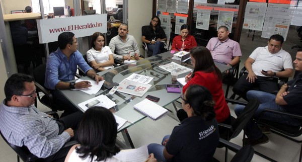 Las reuniones de trabajo no se detienen...