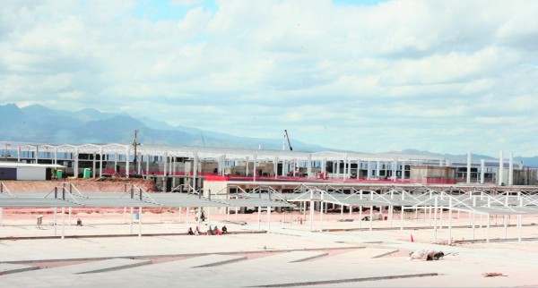 Honduras: Cuatro empresas participan en licitación para pista de Palmerola