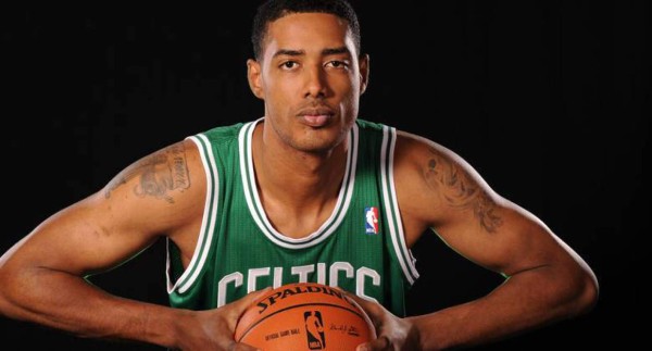 Exjugador brasileño de los Boston Celtics muere a los 26 años