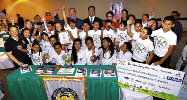 EL HERALDO premió a las Escuelas Amigables con el Ambiente