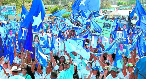 Honduras: Juan Orlando Hernández pide a 'Mel” y Nasralla que se definan