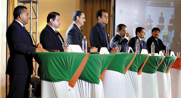 Cero corrupción prometen candidatos