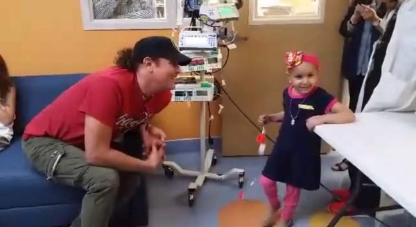 carlos vives solidario