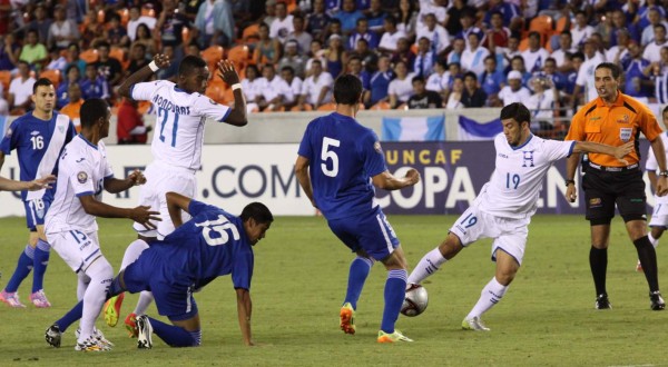 Selección de Honduras toca fondo