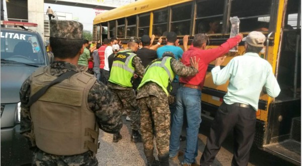 Presencia militar en transporte público de la capital de Honduras