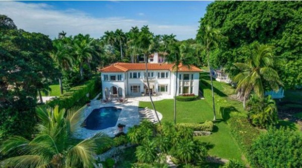El perro más rico del mundo vende su casa en Miami, así vivía en la lujosa mansión (FOTOS)