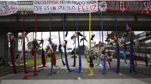 La muerte de una menor tras ser detenida y manoseada por policías, el caso que consterna a Colombia&nbsp;