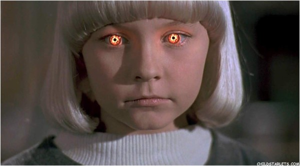 Así lucen los niños más siniestros del cine