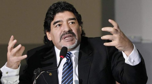 Maradona se reunirá el lunes con Infantino por crisis del fútbol argentino
